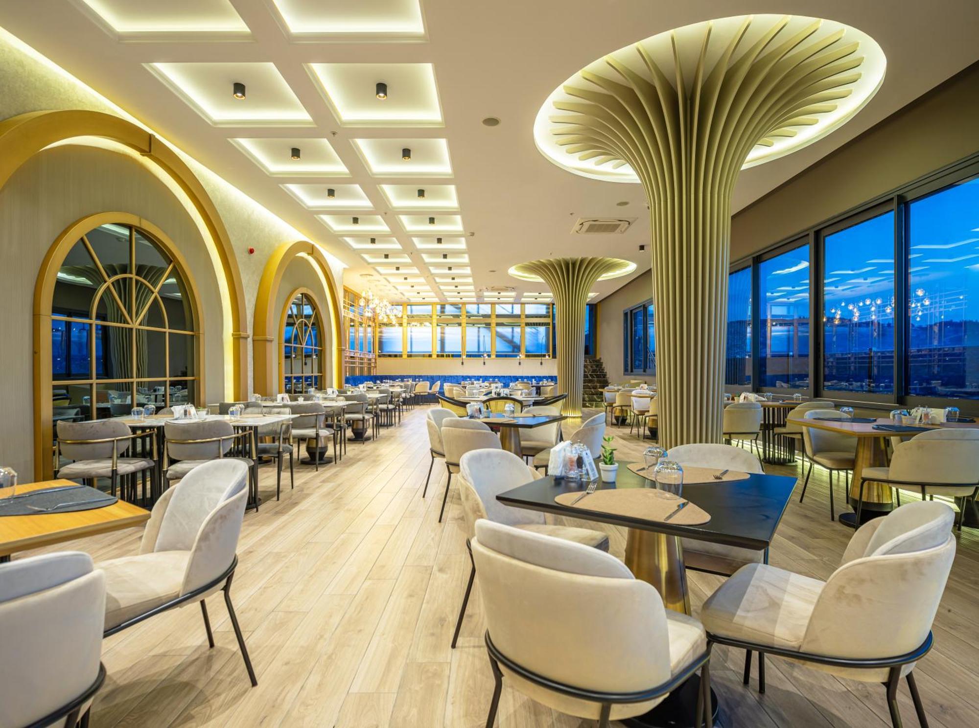 Hotel Doubletree By Hilton Izmir - Alsancak Exterior foto